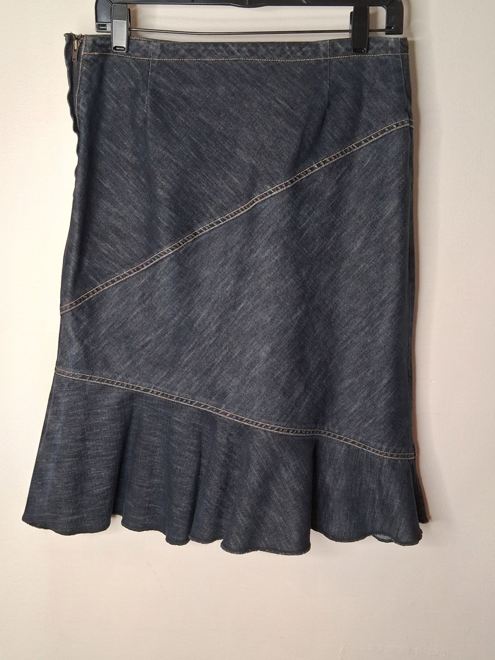 Contrast Y2K Dark Wash Denim Flounce Midi Skirt Size 8 - Picture 4 of 7